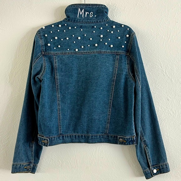 Jean Untamed Petal “Mrs” jacket in medium - Picture 1 of 5